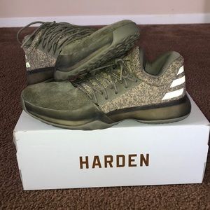 Harden vol. 1 “Trace Cargo”